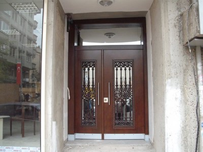 Ferforje Bina Giriş Kapısı